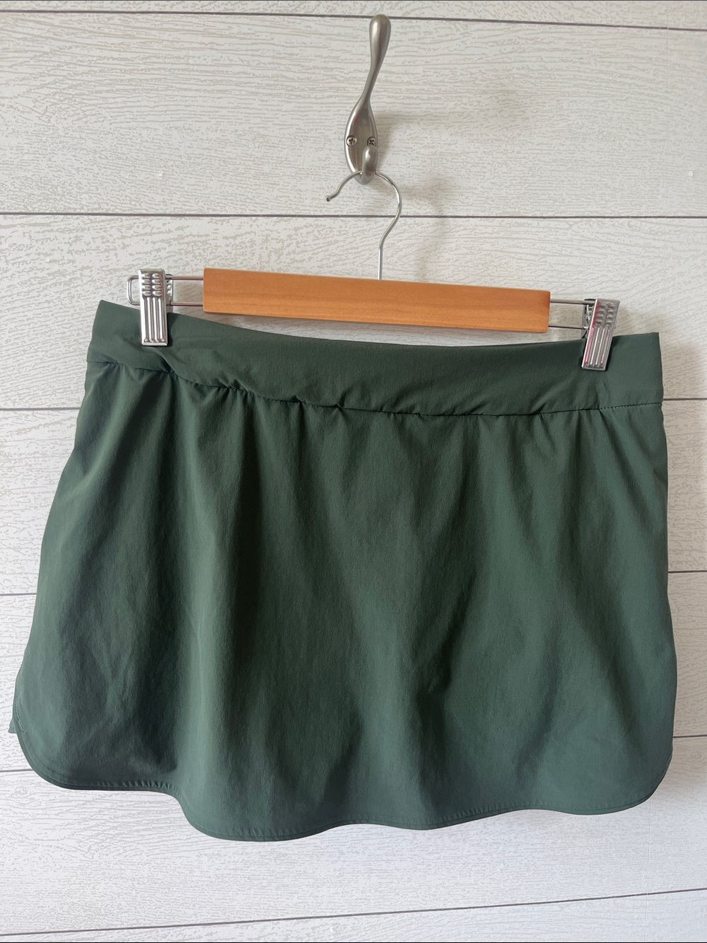 Outdoor Voices skort M